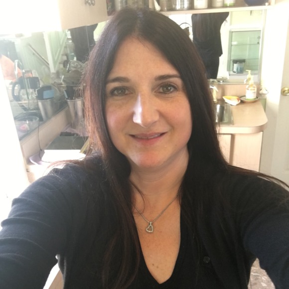 Meet your Posher, Adrianne - Picture 1 of 1